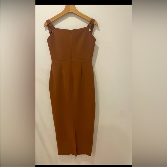 Alex Perry Off-the-Shoulder Crepe Body-Con Dress - Picture 3 of 4